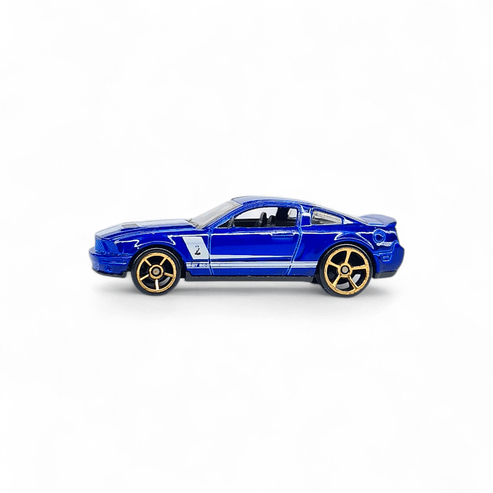 Mustang Shelby Gt500 2007 A Escala 1:64 (Usado) 2