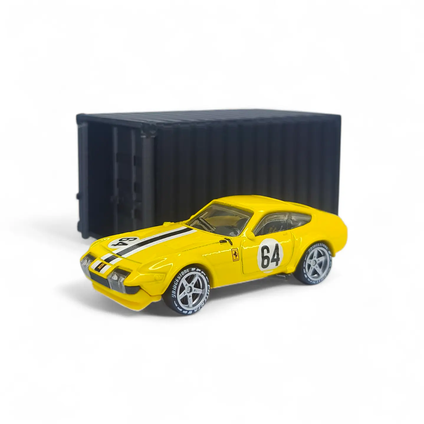 Ferrari 365 GTB Custom A Escala 1:64 4