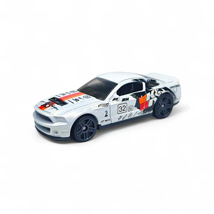 Shelby Mustang Gt500 2010 A Escala 1:64 (Usado)