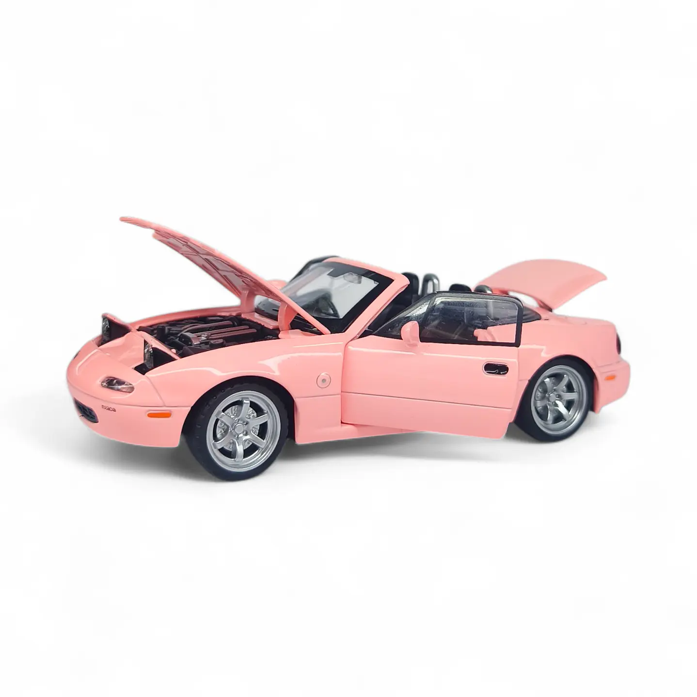Mazda MX-5 Miata A Escala 1:32 4