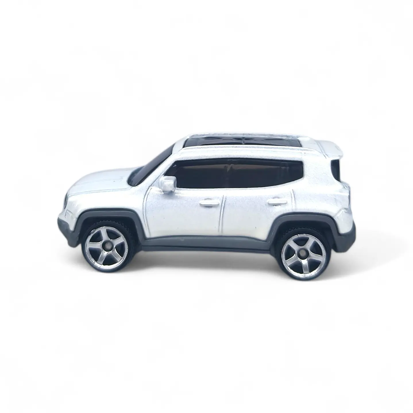 Jeep Renegade 2019 A Escala 1:64 2