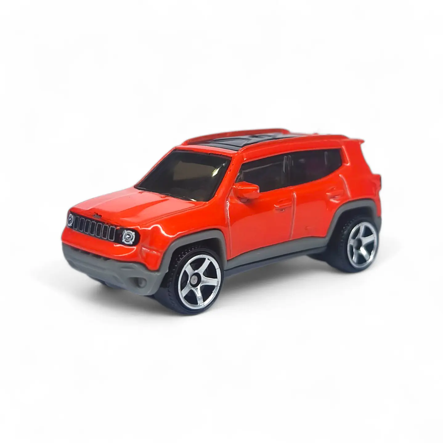 Jeep Renegade 2019 A Escala 1:64 4