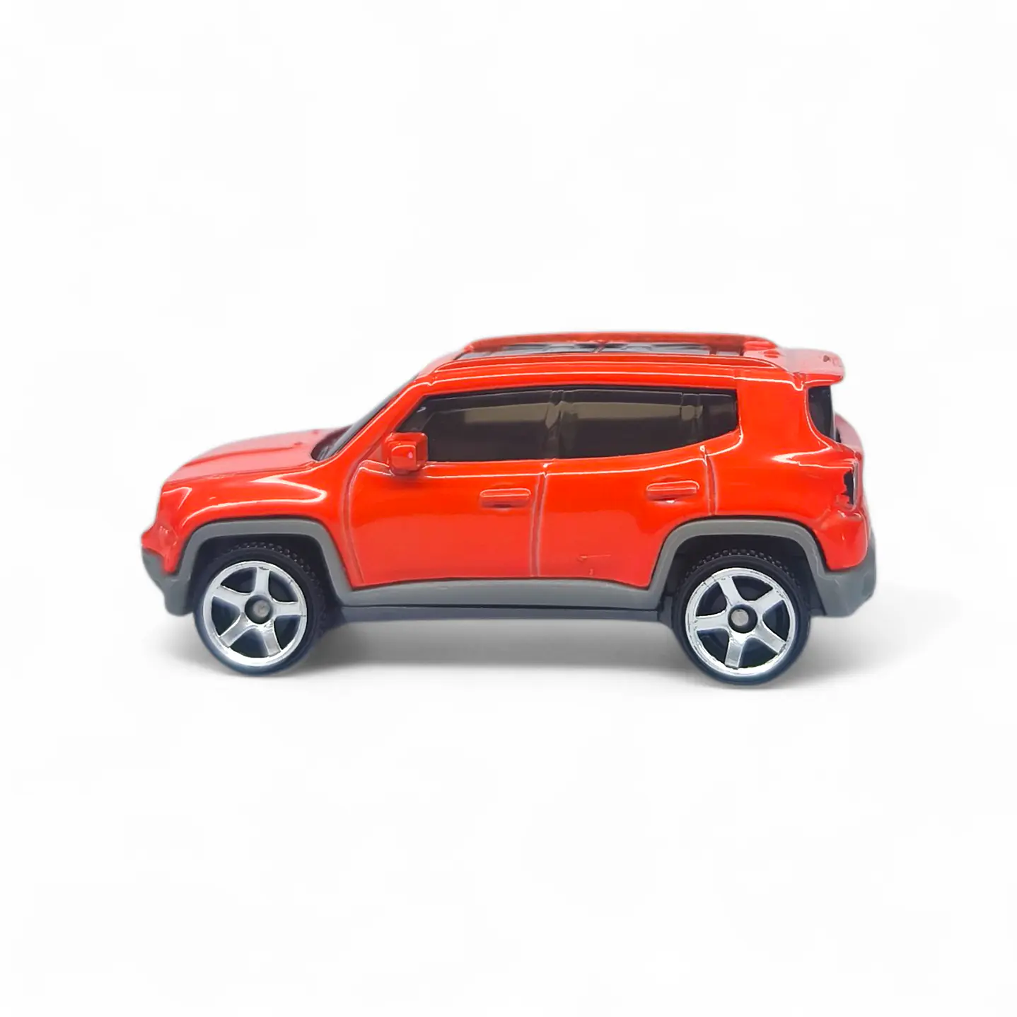 Jeep Renegade 2019 A Escala 1:64 5