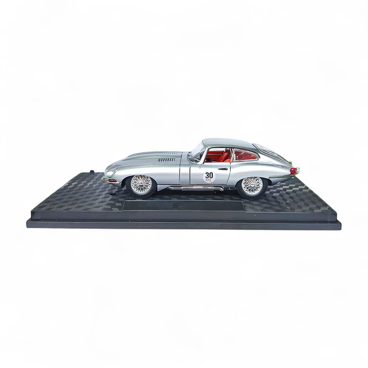 Jaguar E-type A Escala 1:24 6