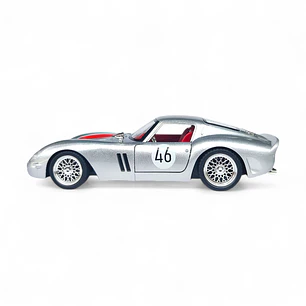Ferrari 250 Gto A Escala 1:24