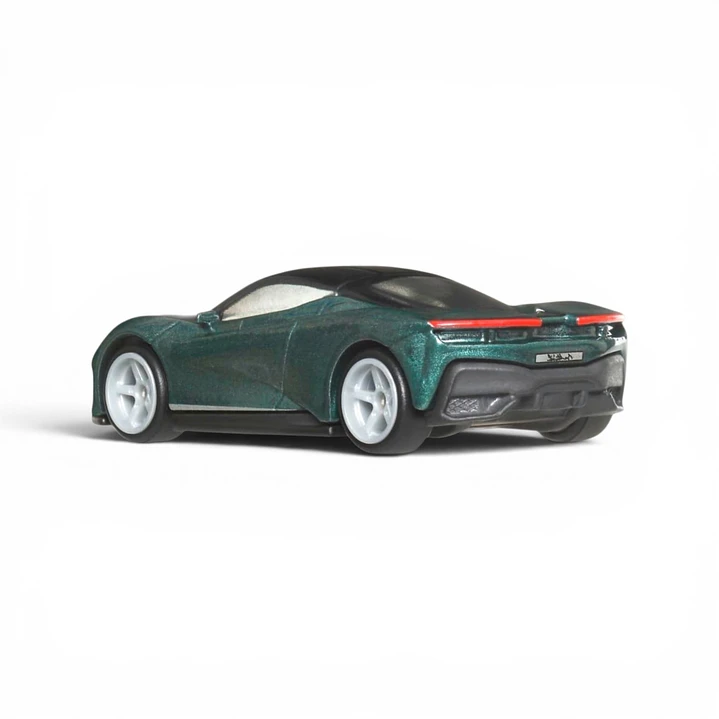 Automobili Pininfarina Battista A Escala 1:64 3