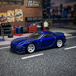 Mazda Rx-7 1995 Custom A Escala 1:64