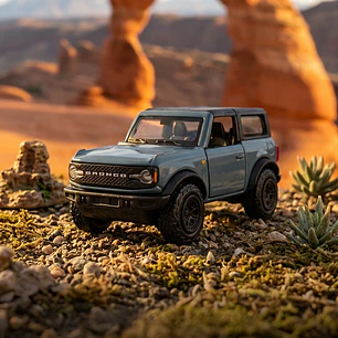 Ford Bronco A Escala 1:64