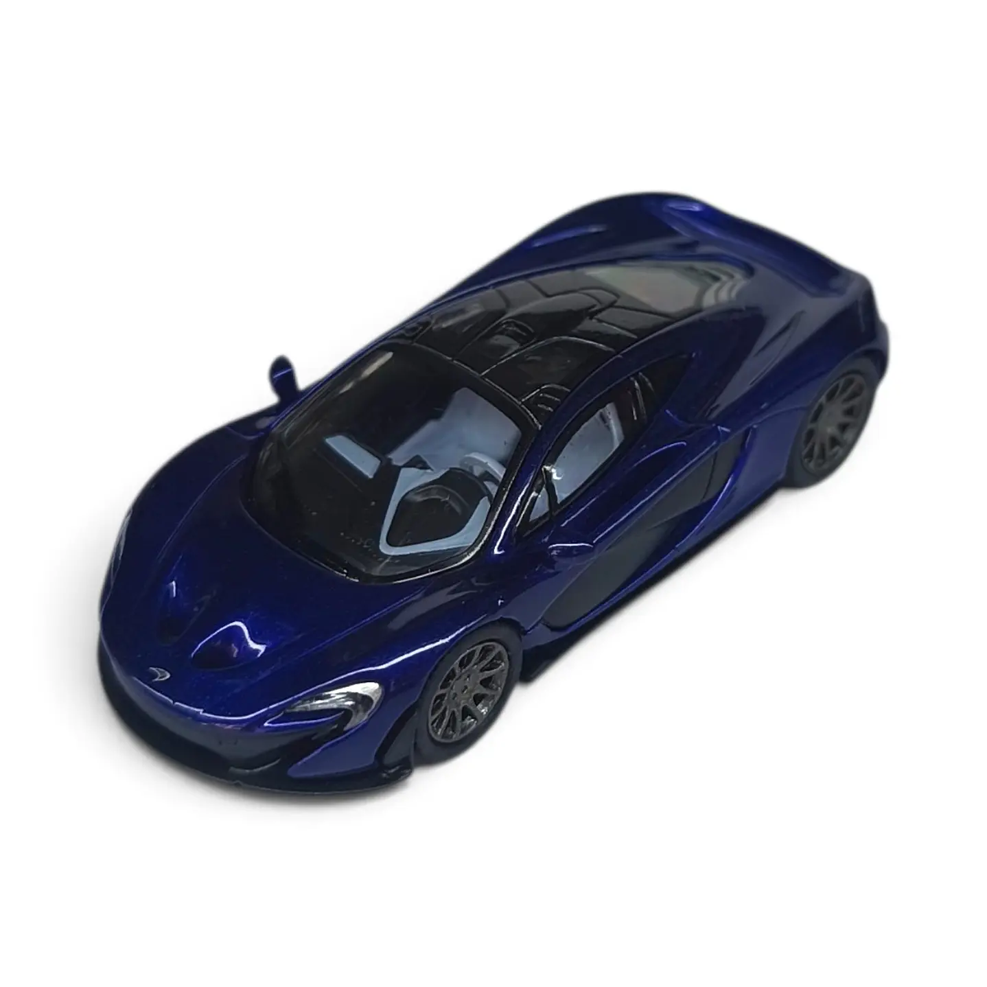 Mclaren P1 A Escala 1:64 7