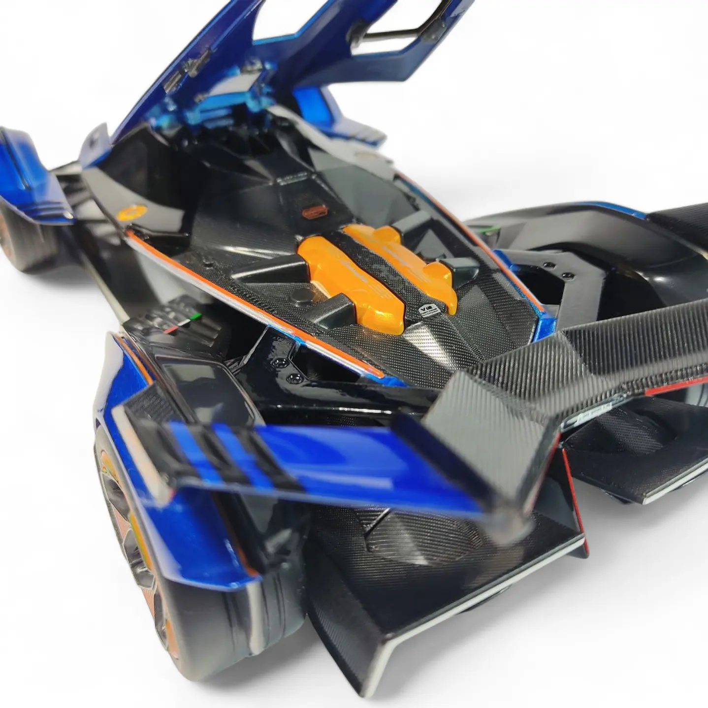 Lamborghini V12 Visión A Escala 1:18 3