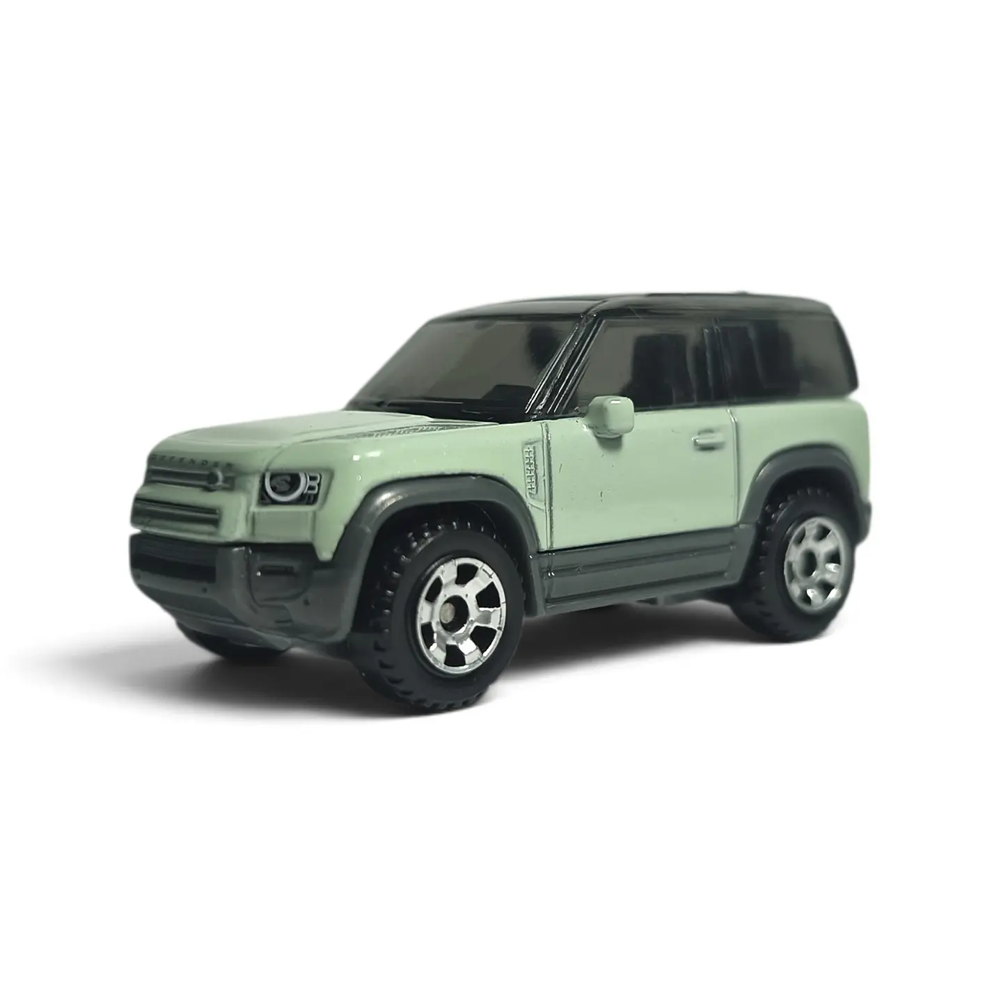 Land Rover Defender 2020 A Escala 1:64 2