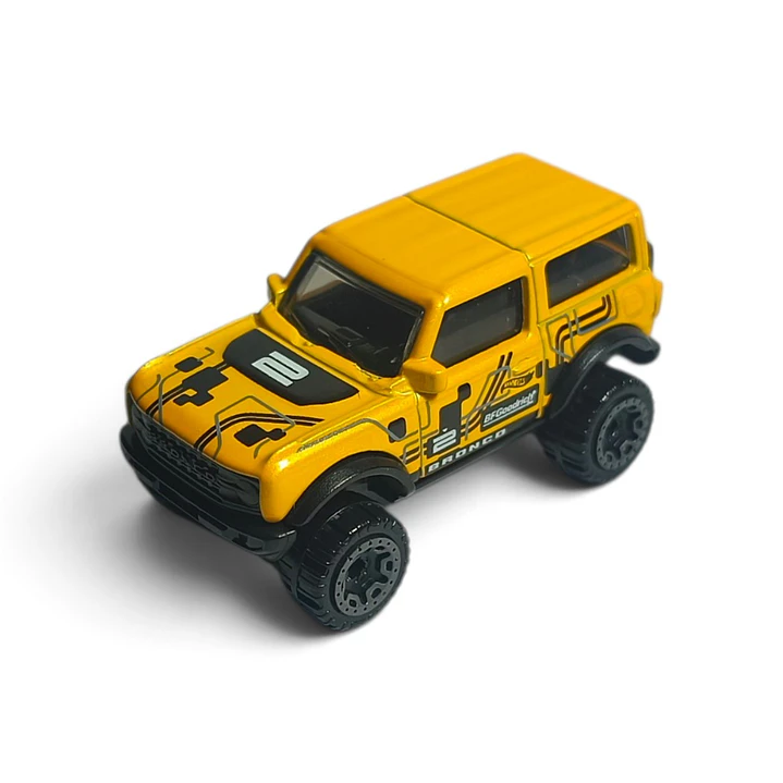Ford Bronco 2021 A Escala 1:64 5