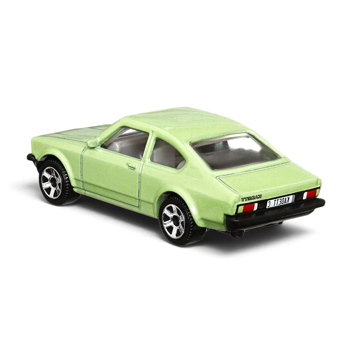 Opel Kadett C GT/E 1975 A Escala 1:64 4