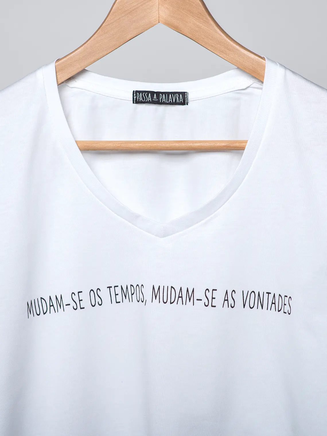 Mudam-se os tempos mudam-se as vontades 1