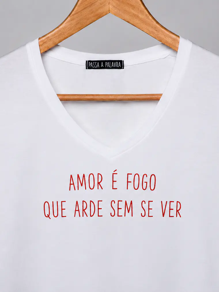 Amor é fogo que arde sem se ver 1