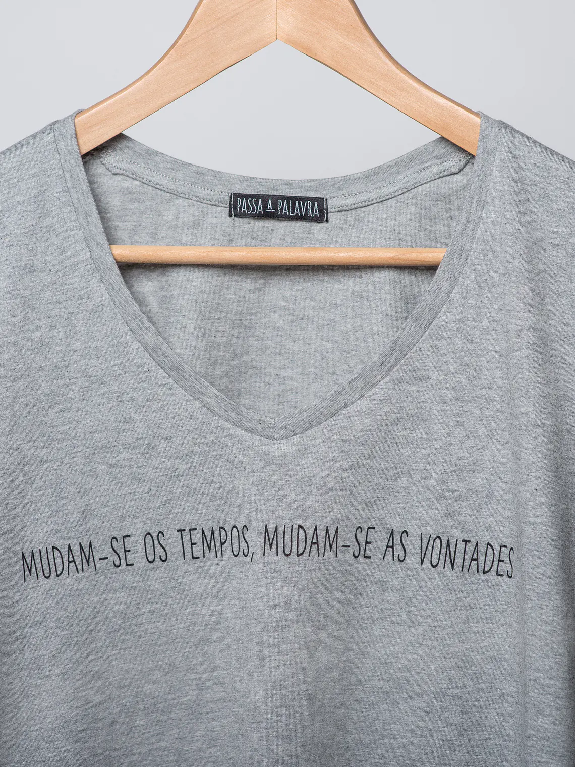 Mudam-se os tempos mudam-se as vontades 1