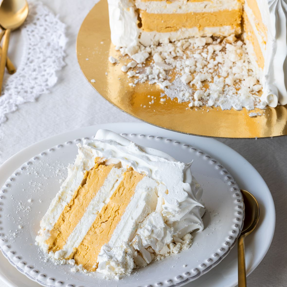 Torta Merengue Lúcuma