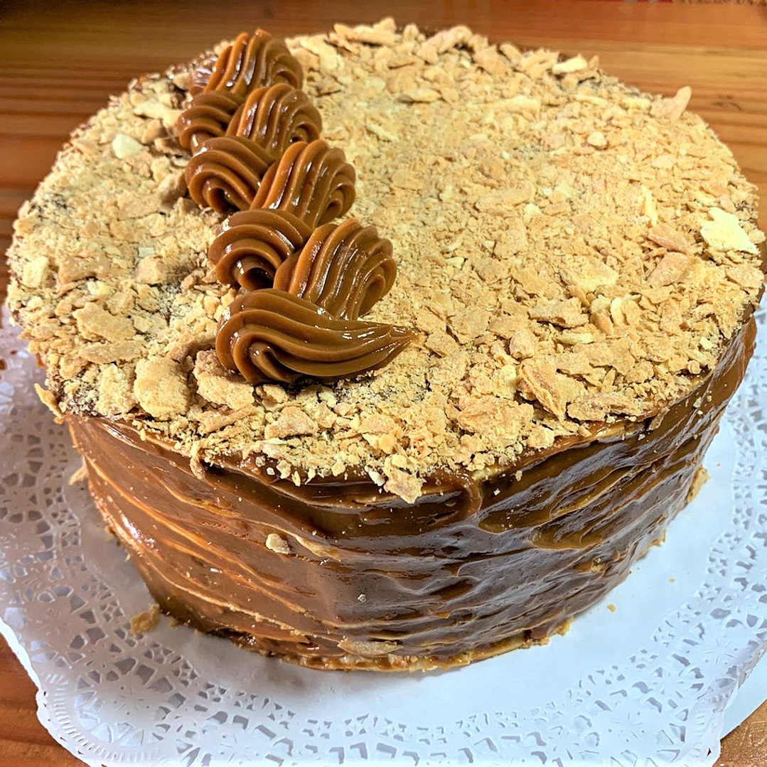 Mil Hojas manjar crema pastelera con Mango 20 pers 1