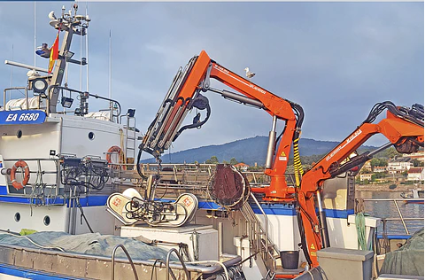 Grúa Marina Guerra M165.20A