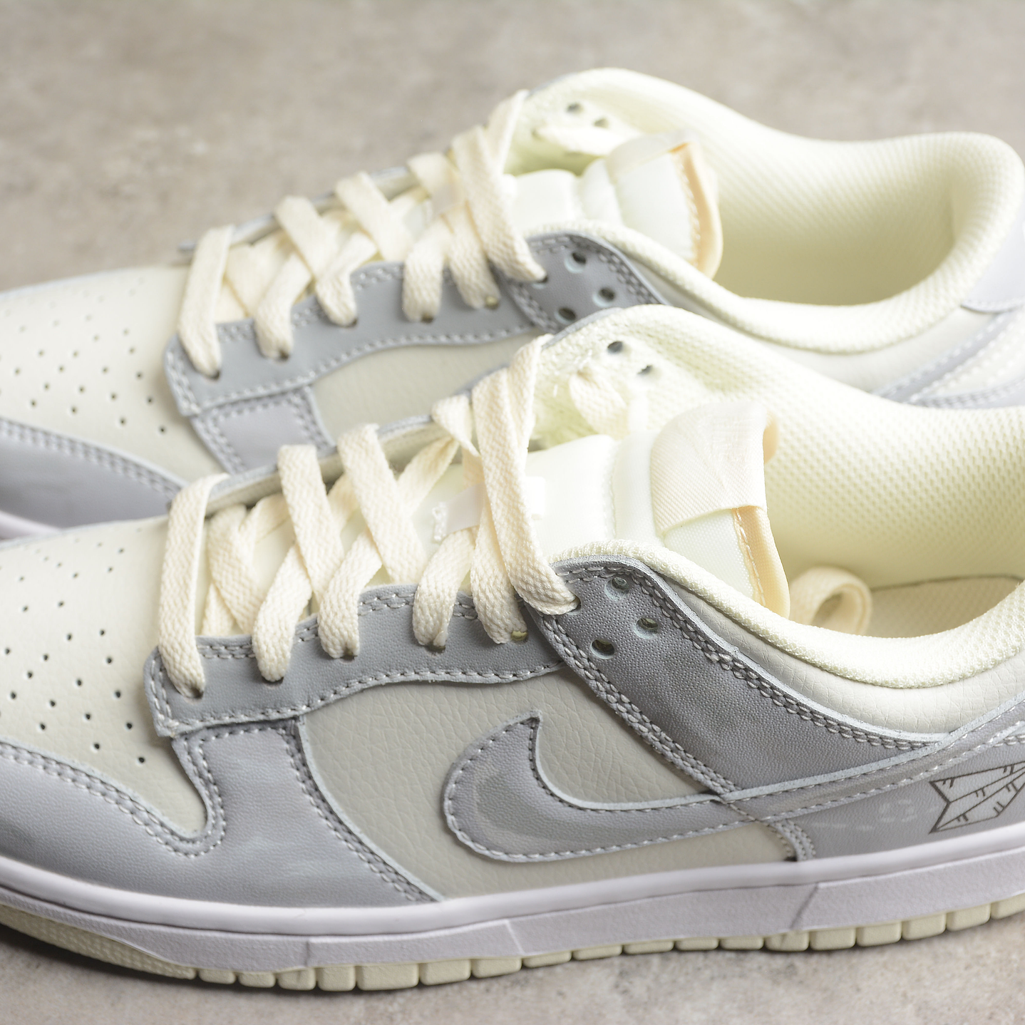 Dunk Low Grey Airplane 5