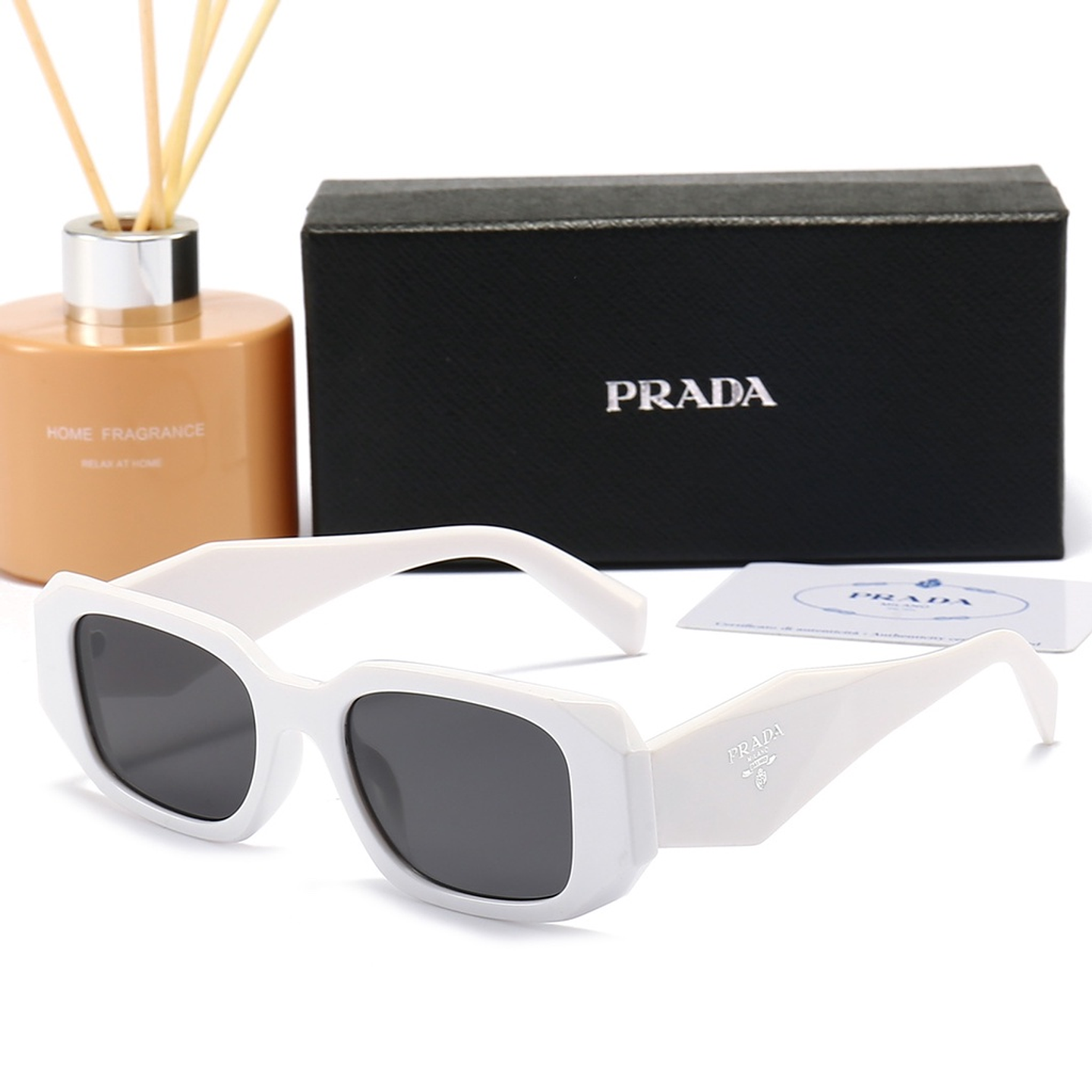 Gafas Prada blancas 1