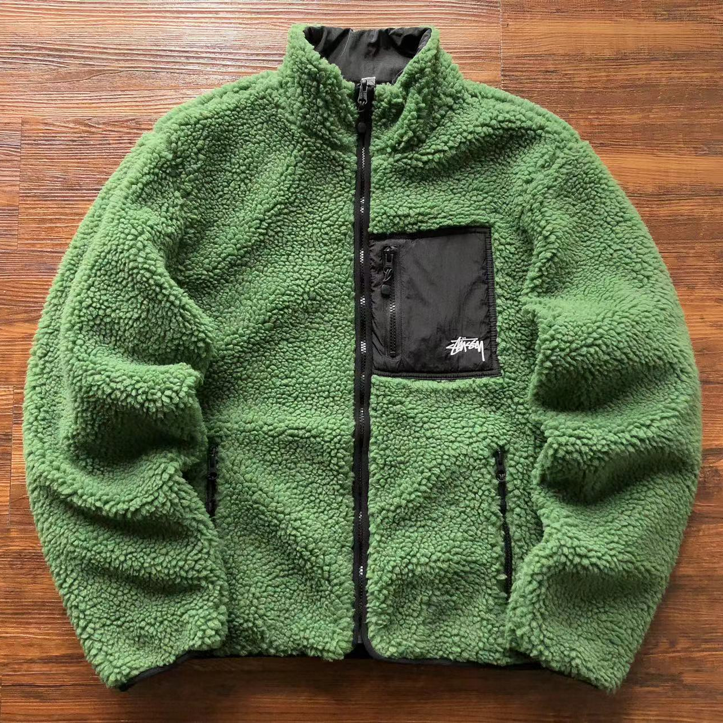 Sherpa stussy 8 ball verde reversible 4