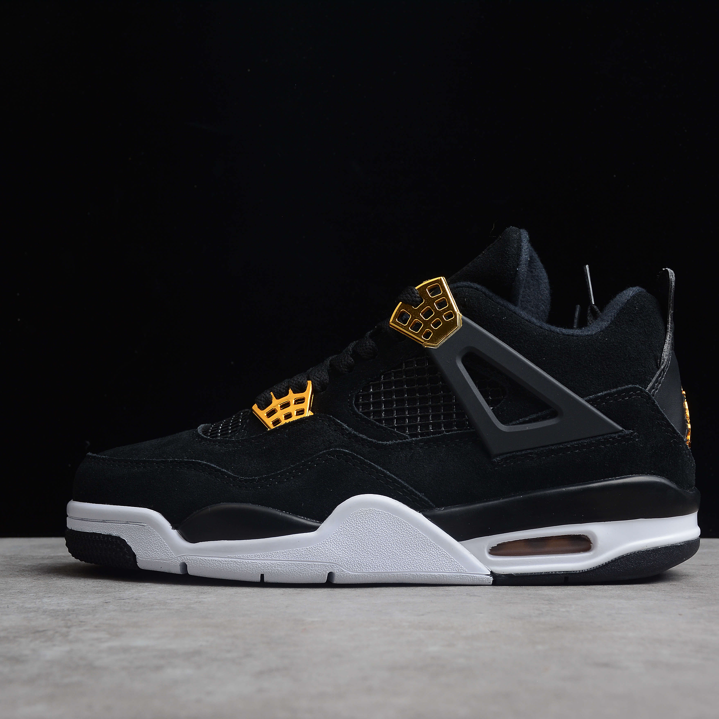 Jordan Retro 4 Royalty 1