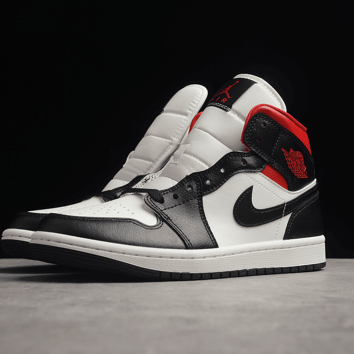 Jordan 1 Mid Gym Red Panda 2