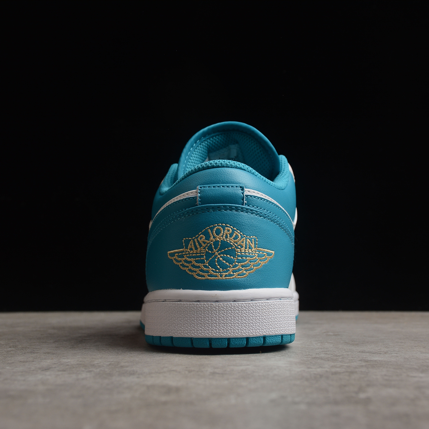 Jordan 1 Low Aquatone 3