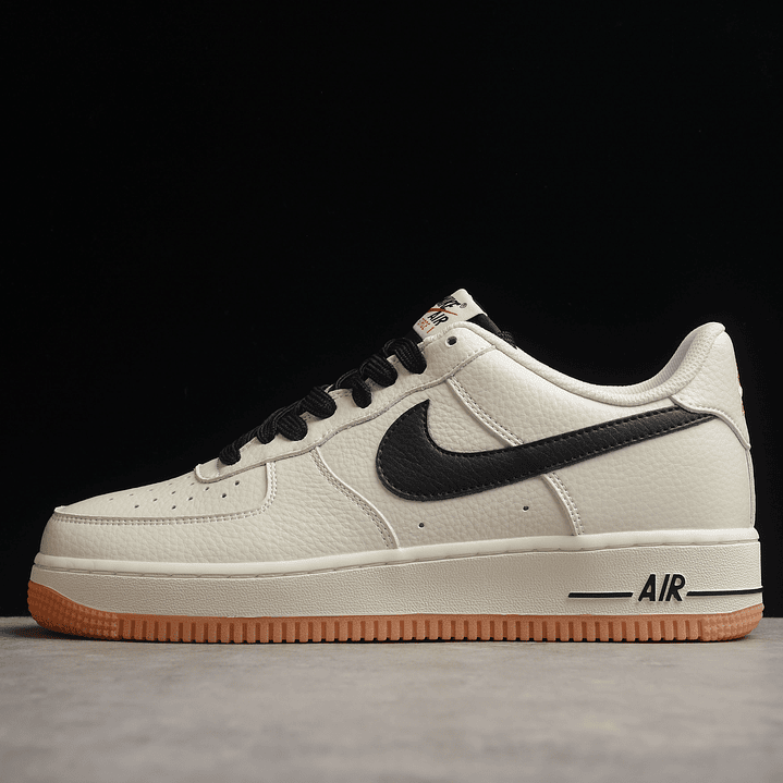 Air Force 1 Beige & Black 1