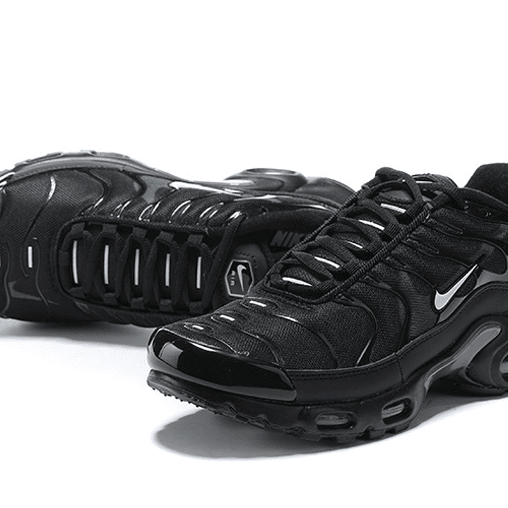 Air Max Plus TN Black Swoosh Silver 4