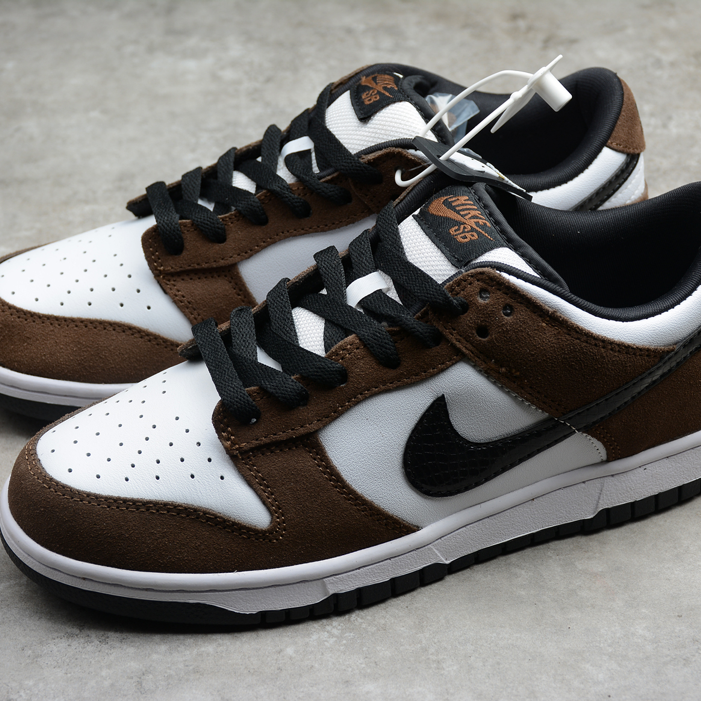 Dunk Low Trail End 5