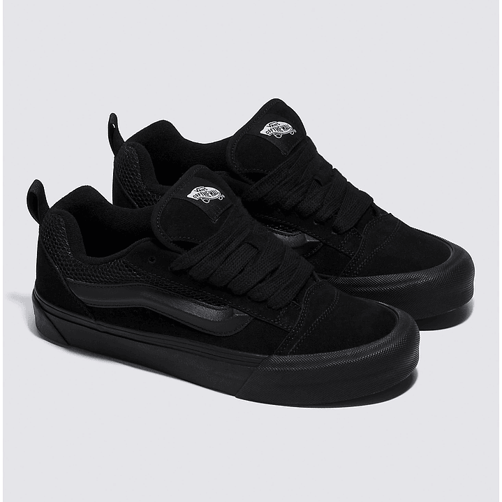 Vans Knu Skool Triple Black 2