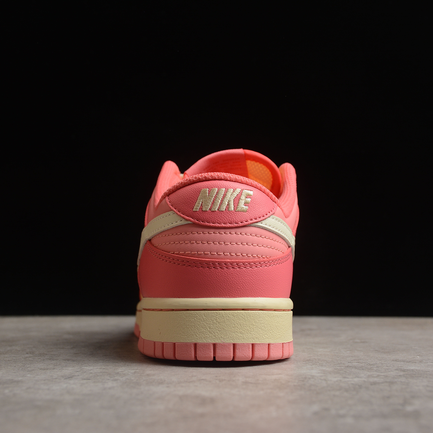 Dunk Low Strawberry Peach 4