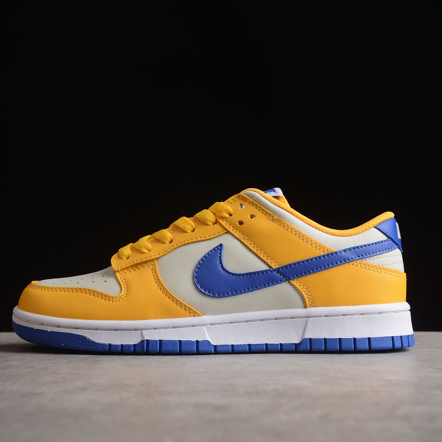 Dunk Low Next Nature Wheat 1