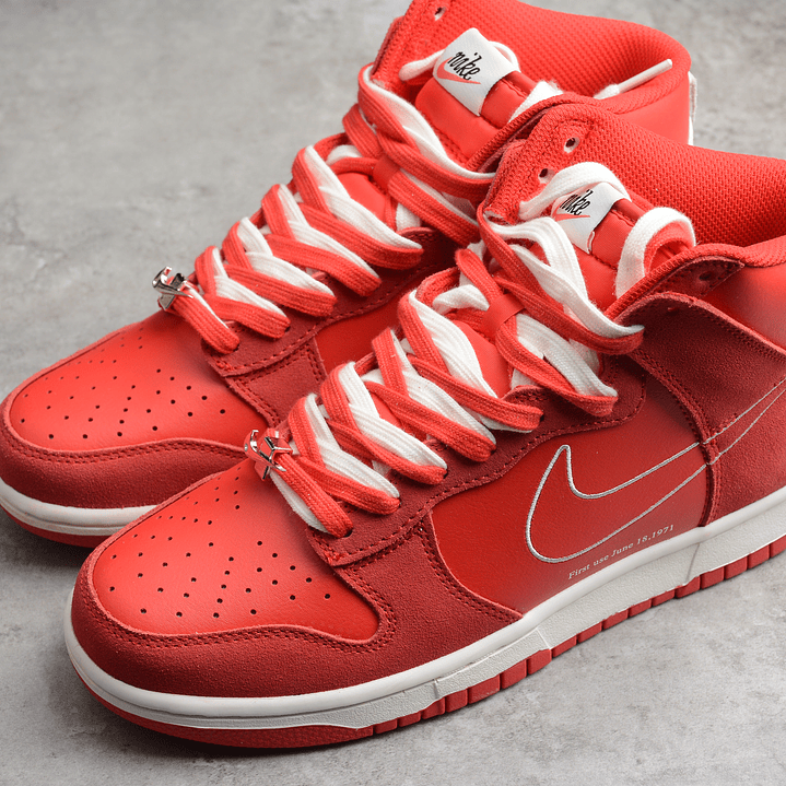 Dunk High First Use Red 5