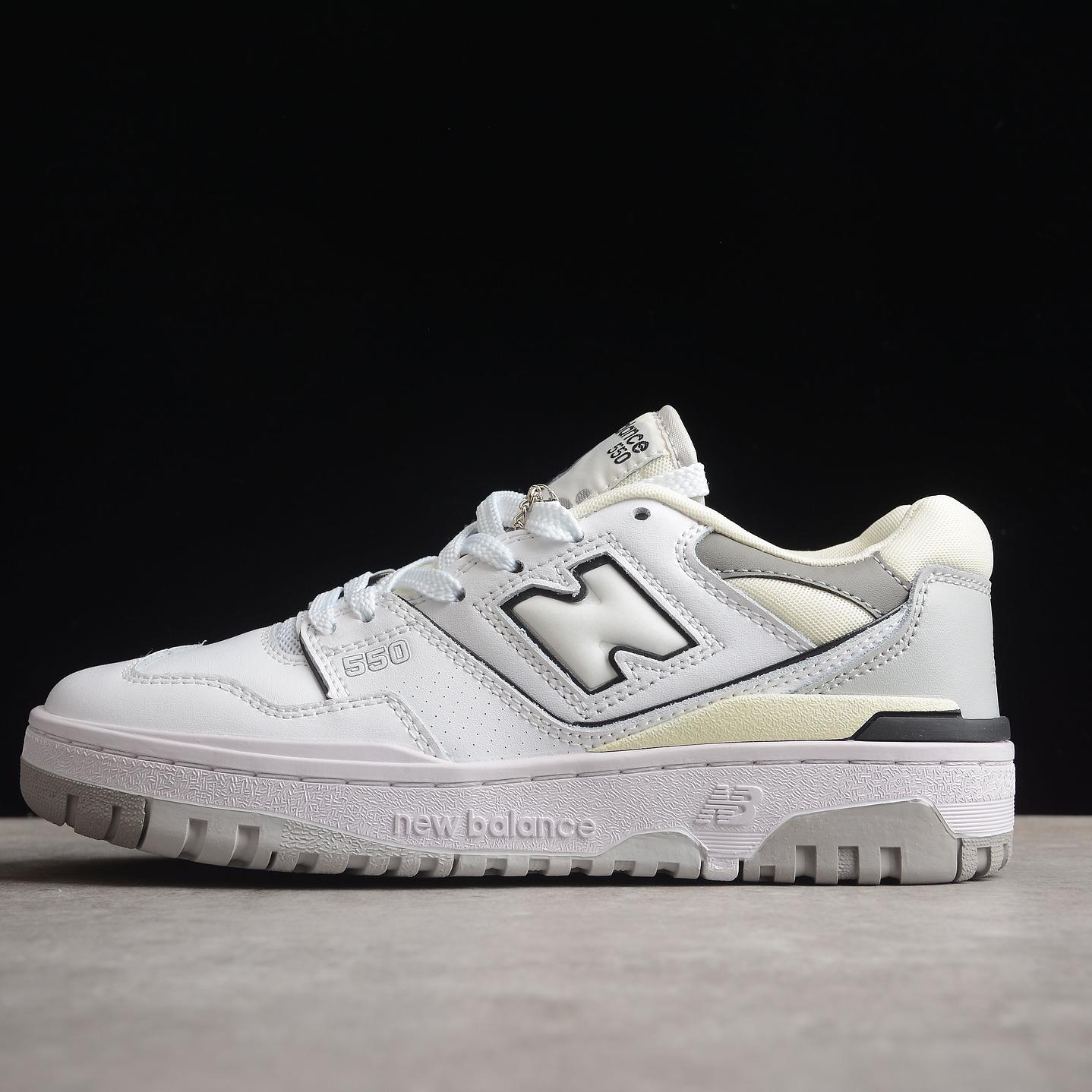 New Balance 550 Grey & White 1