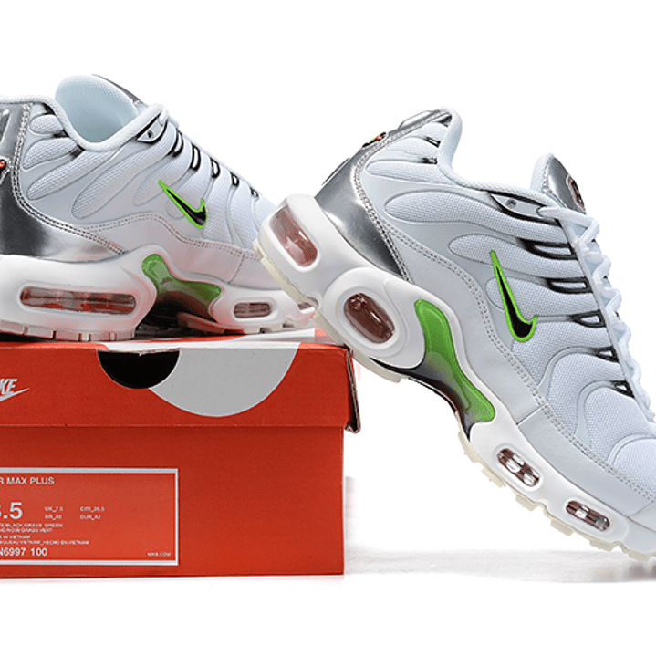 Air Max Plus TN White Green Strike 5