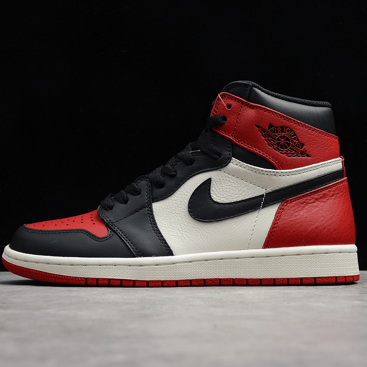 Jordan 1 Mid Bred Toe 1