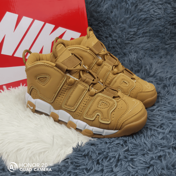 Nike More Uptempo Flax 5