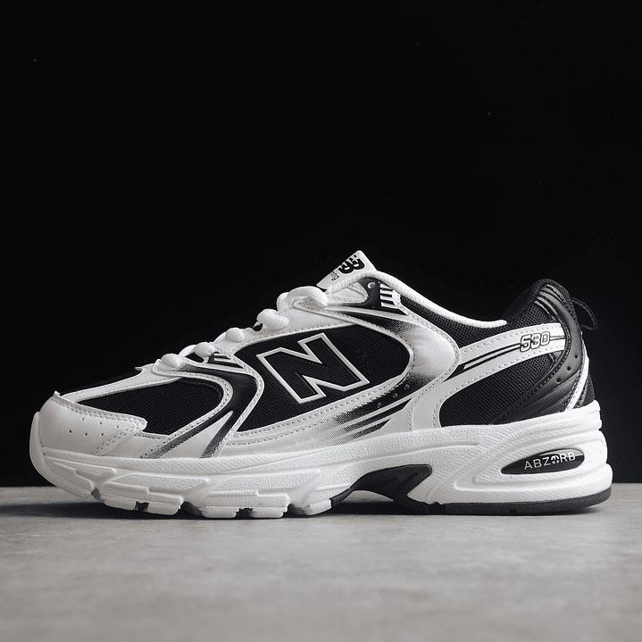 New Balance 530 Black & White 1