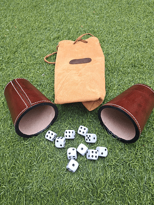Juegos de 2 cachos. con bolso y 10 dados