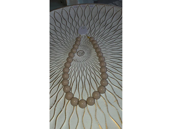 Collar perla chicle 3