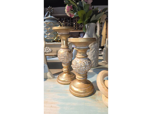 Set candelabros dorados 3
