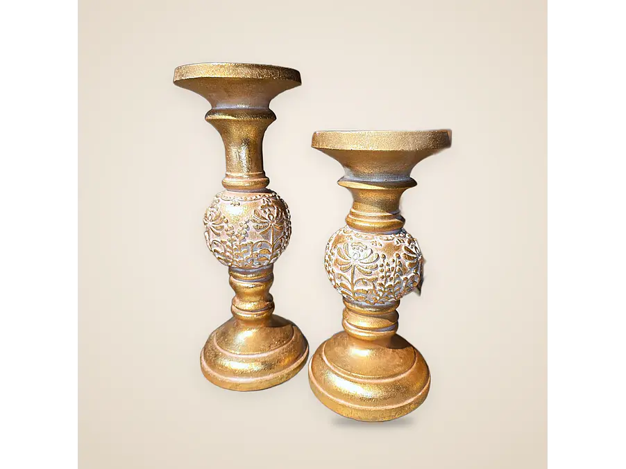 Set candelabros dorados 2