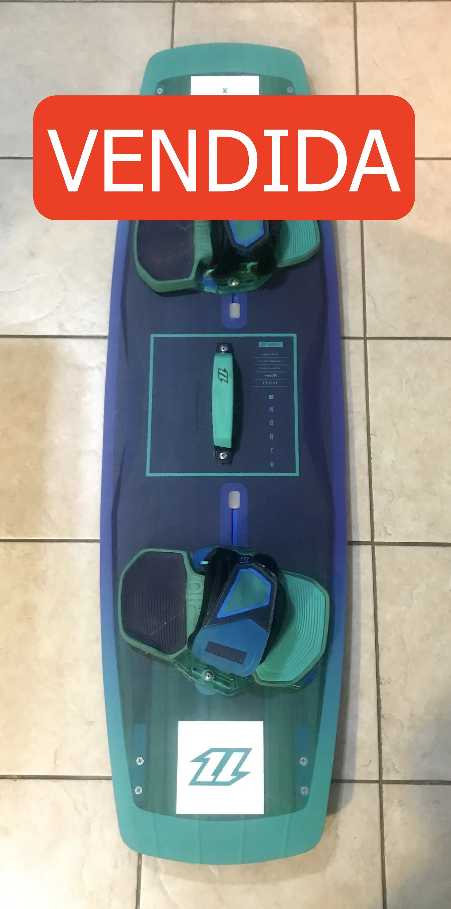 TABLA NORTH X-RIDE Seminueva !! STRAPS ENTITY 1