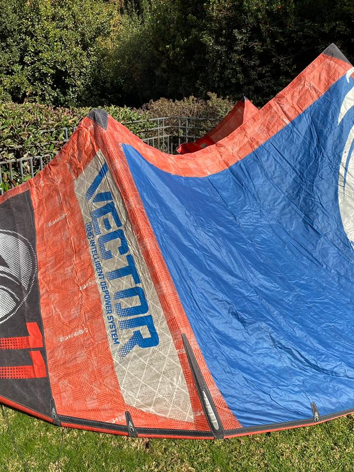 KITE CABRINHA VECTOR + BARRA 2012 1