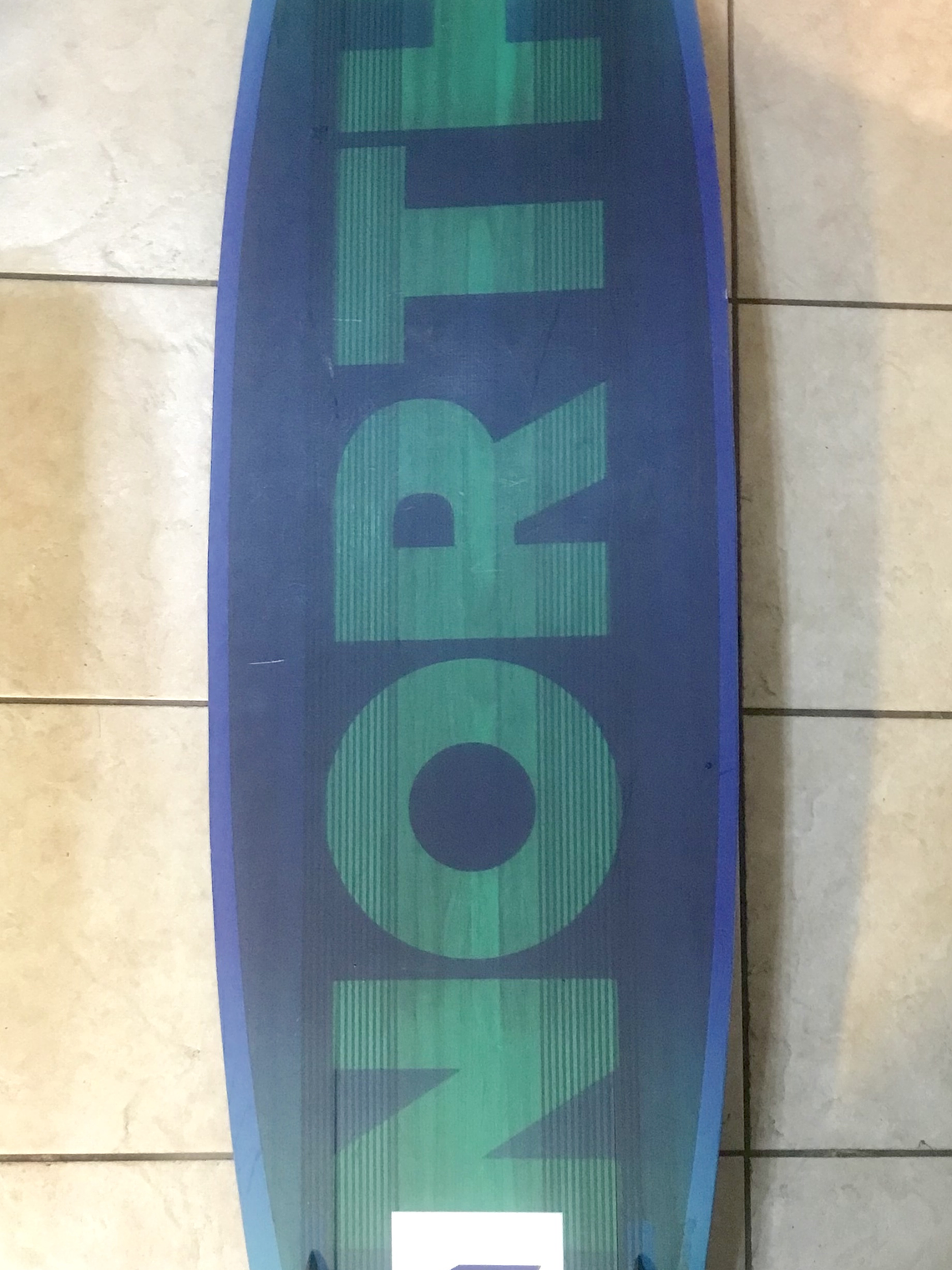 TABLA NORTH X-RIDE Seminueva !! STRAPS ENTITY 2