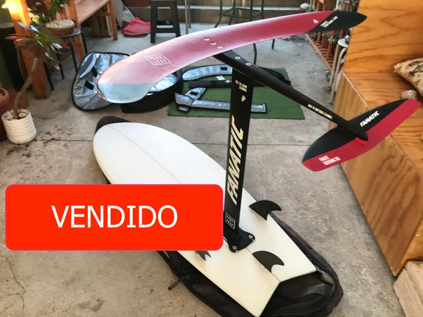 FOIL FANATIC + TABLA SURFERA 1