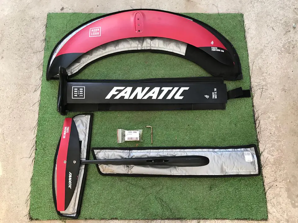 FOIL FANATIC + TABLA SURFERA 2